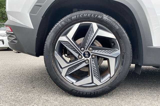 Hyundai TUCSON 1.6 TGDi Hybrid 230 Premium 5dr 2WD Auto Serenity White