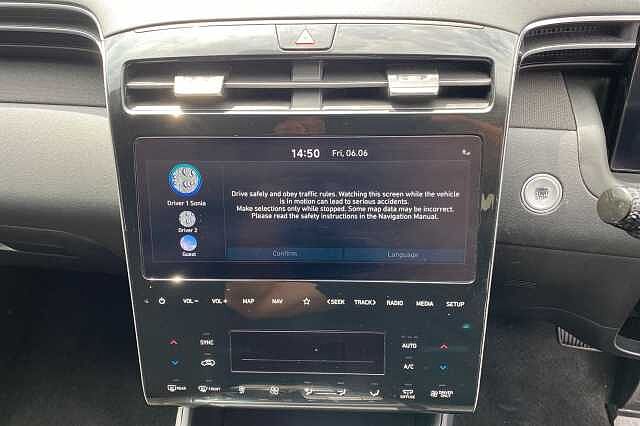 Hyundai TUCSON 1.6 TGDi Hybrid 230 Premium 5dr 2WD Auto Serenity White