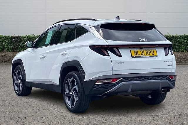 Hyundai TUCSON 1.6 TGDi Hybrid 230 Premium 5dr 2WD Auto Serenity White