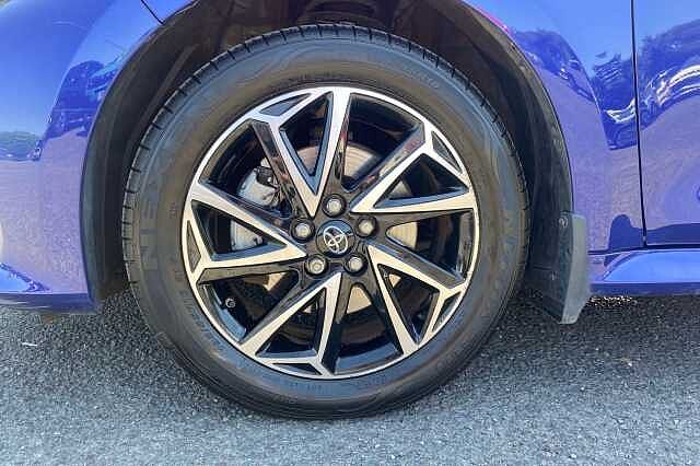 Toyota Yaris 1.5 Hybrid Design 5dr CVT