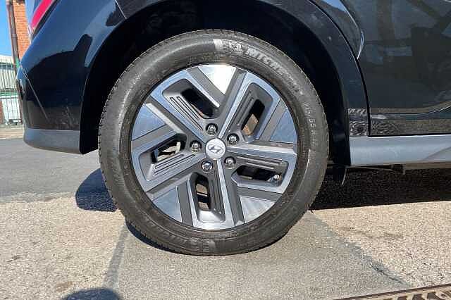 Hyundai KONA 150kW Premium 64kWh 5dr Auto Phantom Black