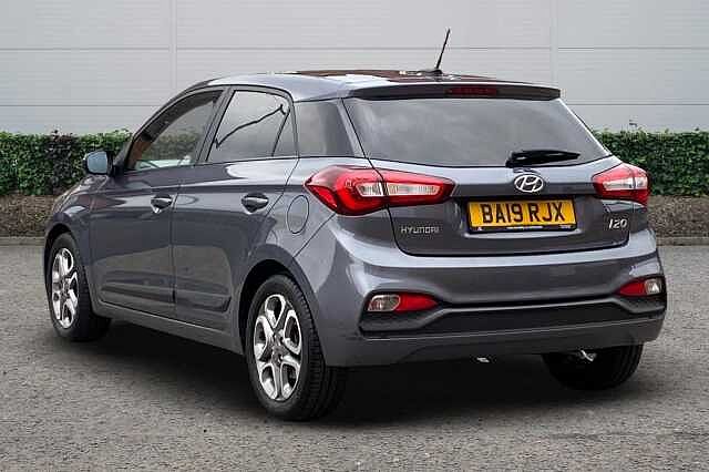 Hyundai i20 1.2 MPi Premium Nav 5dr