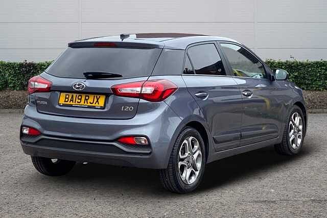 Hyundai i20 1.2 MPi Premium Nav 5dr