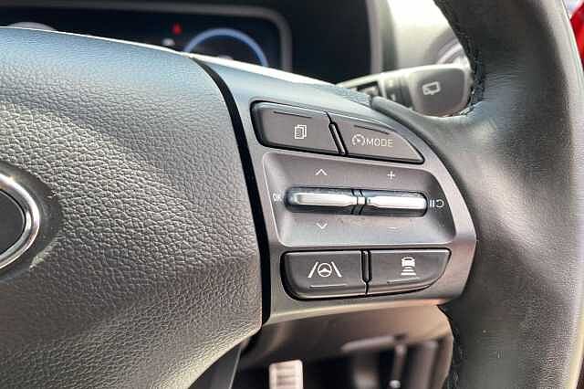 Hyundai KONA 150kW Premium 64kWh 5dr Auto
