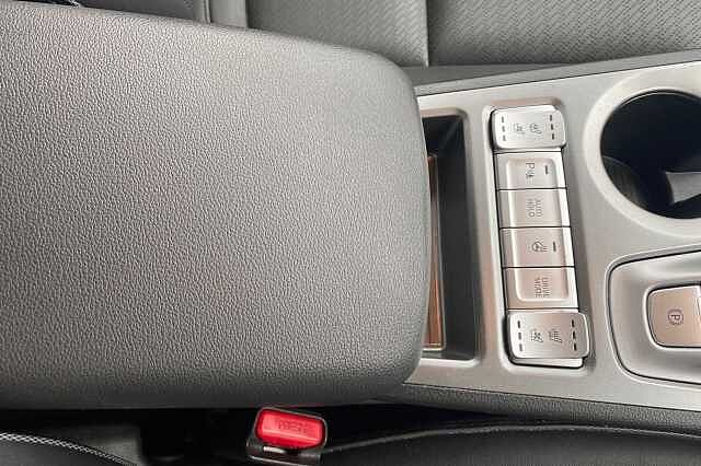 Hyundai KONA 150kW Premium SE 64kWh 5dr Auto