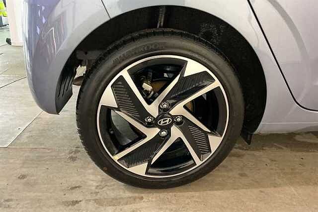 Hyundai I10 1.2 Premium Hatchback 5dr Petrol Auto Euro 6 (s/s) (79 ps) Meta Blue