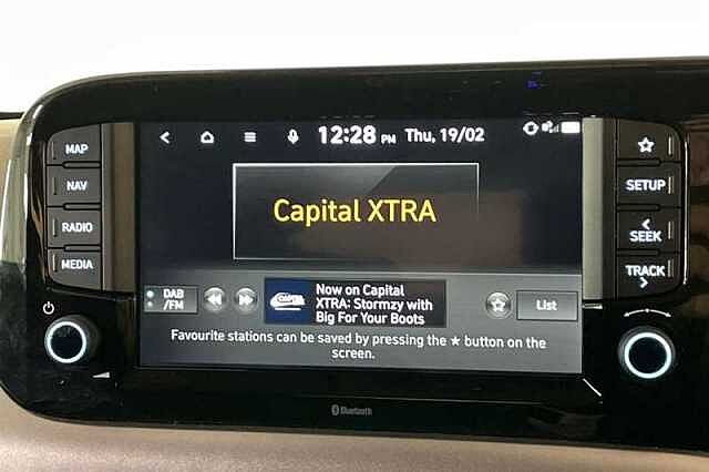 Hyundai I10 1.0 Premium Hatchback 5dr Petrol Auto Euro 6 (s/s) (63 ps) Black