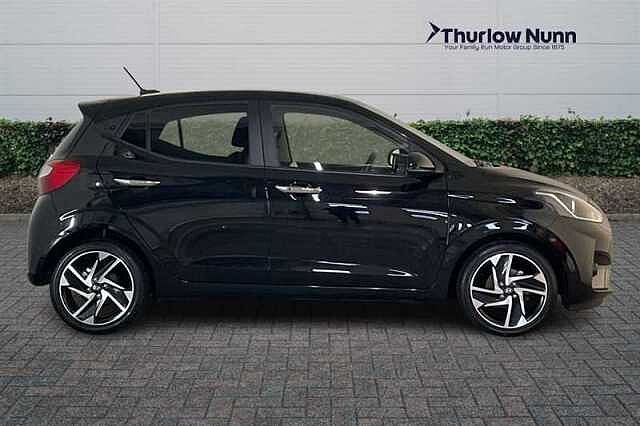 Hyundai I10 1.0 Premium Hatchback 5dr Petrol Auto Euro 6 (s/s) (63 ps) Black