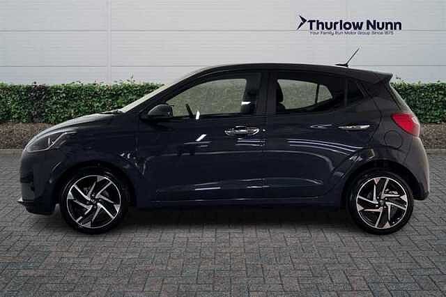 Hyundai i10 1.2 Premium Hatchback 5dr Petrol Auto Euro 6 (s/s) (79 ps)