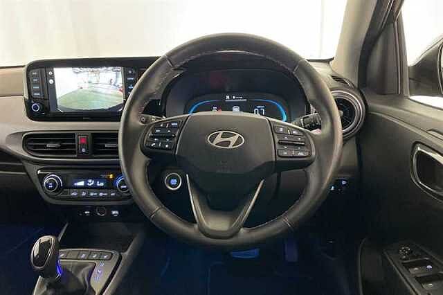 Hyundai i10 1.0 Premium Hatchback 5dr Petrol Auto Euro 6 (s/s) (63 ps)