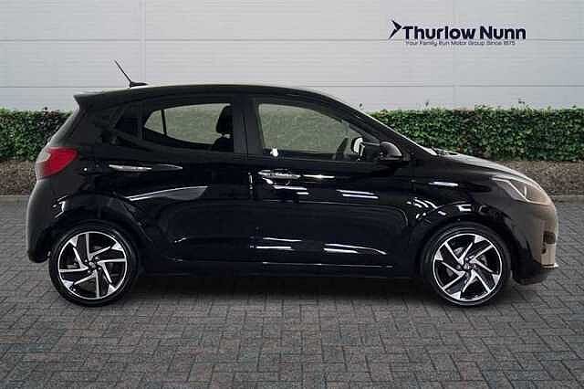 Hyundai i10 1.0 Premium Hatchback 5dr Petrol Auto Euro 6 (s/s) (63 ps)
