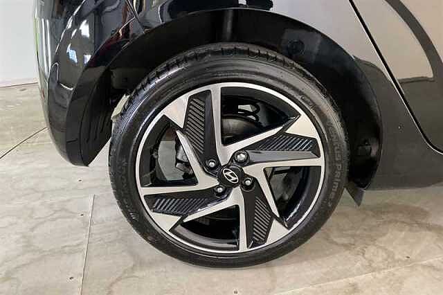 Hyundai i10 1.0 Premium Hatchback 5dr Petrol Auto Euro 6 (s/s) (63 ps)