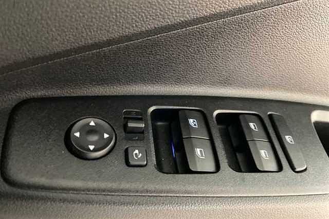 Hyundai i10 1.2 Premium Hatchback 5dr Petrol Auto Euro 6 (s/s) (79 ps)