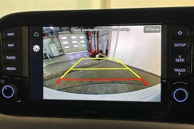 Hyundai i10 1.2 Premium Hatchback 5dr Petrol Auto Euro 6 (s/s) (79 ps)