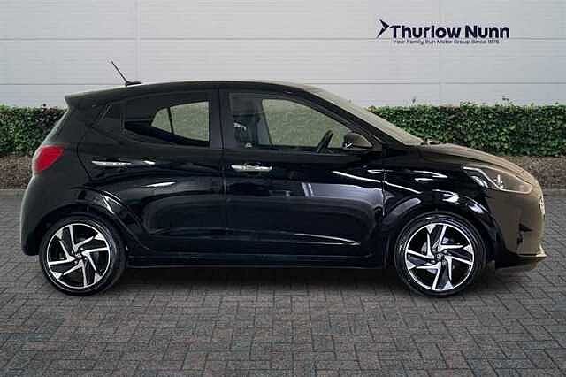 Hyundai I10 1.0 Premium Hatchback 5dr Petrol Manual Euro 6 (s/s) (67 ps) Black