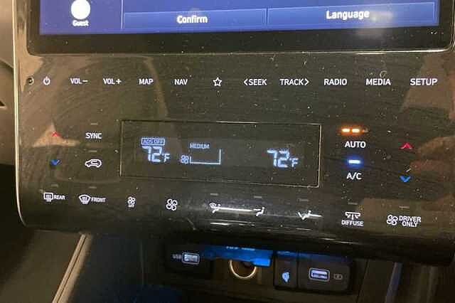 Hyundai TUCSON 1.6 h T-GDi Ultimate SUV 5dr Petrol Hybrid Auto Euro 6 (s/s) (230 ps) Bronze