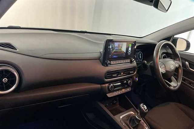 Hyundai KONA 1.0 T-GDi MHEV Premium SUV 5dr Petrol Hybrid Manual Euro 6 (s/s) (120 ps) Black