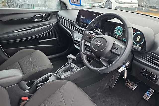 Hyundai BAYON 1.0 T-GDi MHEV Premium SUV 5dr Petrol Hybrid DCT Euro 6 (s/s) (100 ps) White