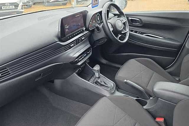 Hyundai BAYON 1.0 T-GDi MHEV Premium SUV 5dr Petrol Hybrid DCT Euro 6 (s/s) (100 ps) White