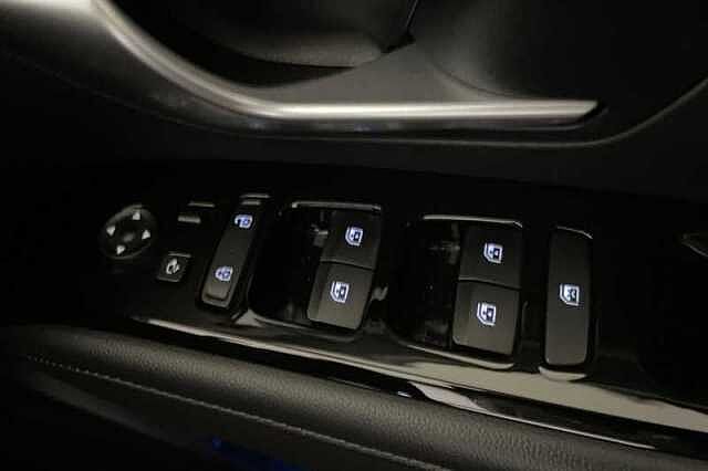 Hyundai TUCSON 1.6 h T-GDi Premium SUV 5dr Petrol Hybrid Auto Euro 6 (s/s) (230 ps) White