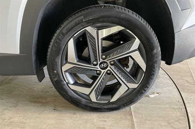 Hyundai TUCSON 1.6 h T-GDi Premium SUV 5dr Petrol Hybrid Auto Euro 6 (s/s) (230 ps) White