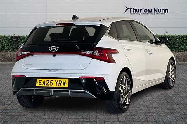 Hyundai I20 1.0 T-GDi Premium Hatchback 5dr Petrol DCT Euro 6 (s/s) (100 ps) White