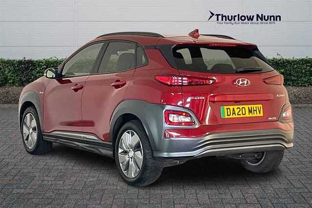 Hyundai KONA 64kWh Premium SE SUV 5dr Electric Auto (7kW Charger) (204 ps) Red