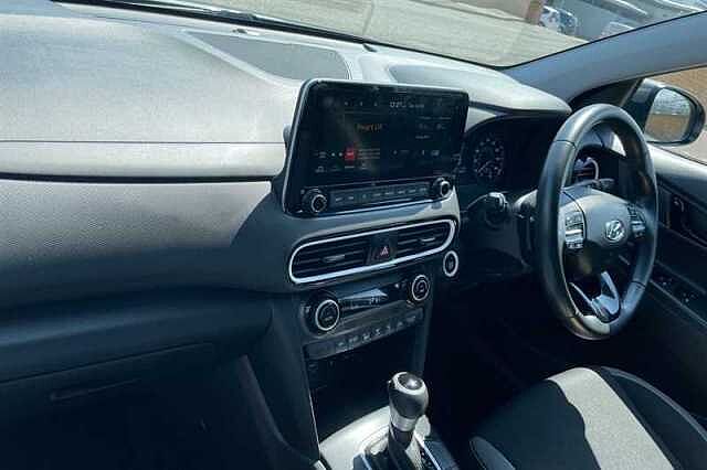 Hyundai KONA 1.6 h-GDi Premium SUV 5dr Petrol Hybrid DCT Euro 6 (s/s) (141 ps) Galactic Grey