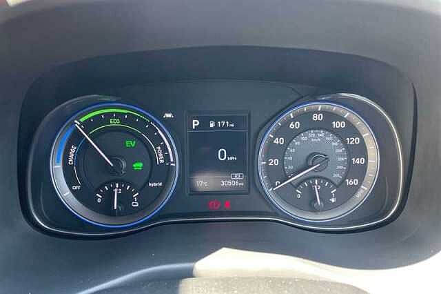 Hyundai KONA 1.6 h-GDi Premium SUV 5dr Petrol Hybrid DCT Euro 6 (s/s) (141 ps) Galactic Grey