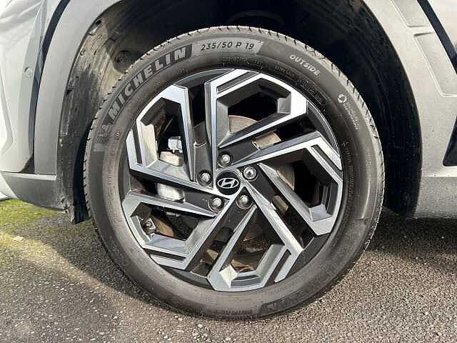 Hyundai TUCSON 1.6 T-GDi Ultimate SUV 5dr Petrol Hybrid Auto Euro 6 (s/s) (215 ps) Black