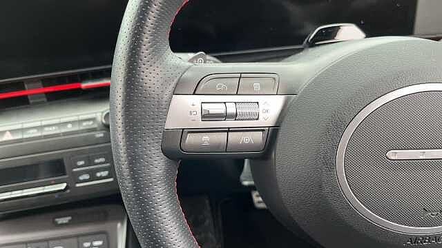 Hyundai KONA ELECTRIC KONA 160kW N Line S 65kWh 5dr Auto SUV Shimmering Silver (2TR)