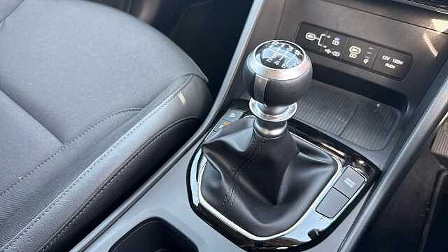 Hyundai TUCSON 1.6 T-GDi Premium Euro 6 (s/s) 5dr White