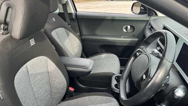 Hyundai IONIQ 5 5 73kWh Premium Auto 5dr Phantom Black