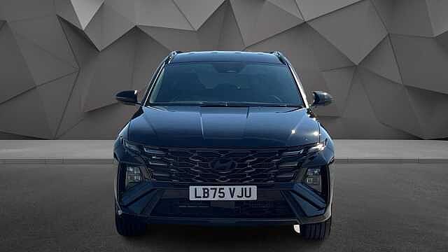 Hyundai TUCSON 1.6T Plug-in Hybrid N Line 5dr Auto Abyss Black