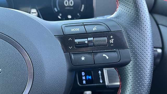 Hyundai TUCSON 1.6T Plug-in Hybrid N Line 5dr Auto Abyss Black