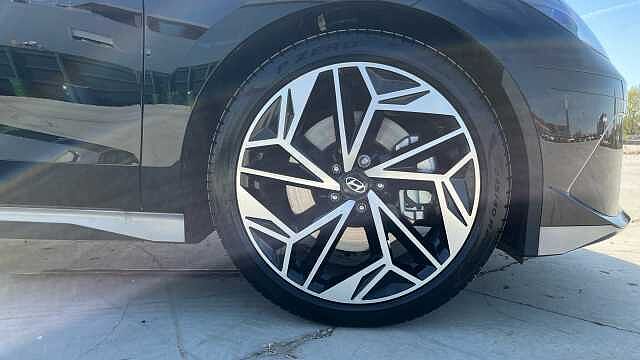 Hyundai IONIQ 6 168kW Premium 77kWh 4dr Auto Black