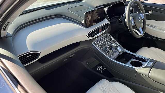 Hyundai SANTA FE 1.6 TGDi Hybrid Ultimate = LUX 5dr 4WD Auto White Cream