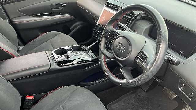 Hyundai TUCSON TUCSON HEV N LINE 1.6 230PS DCT : PHANTOM BLACK