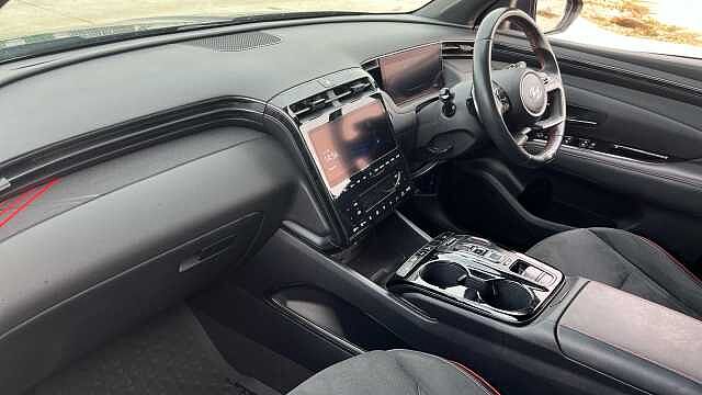 Hyundai TUCSON TUCSON HEV N LINE 1.6 230PS DCT : PHANTOM BLACK