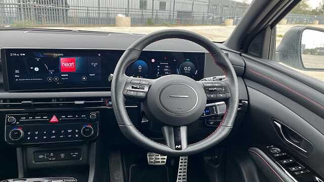 Hyundai TUCSON HYBRID 1.6T Hybrid HEV N Line S 5dr Auto White