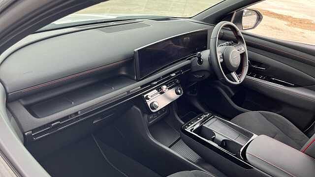 Hyundai TUCSON HYBRID 1.6T Hybrid HEV N Line S 5dr Auto White