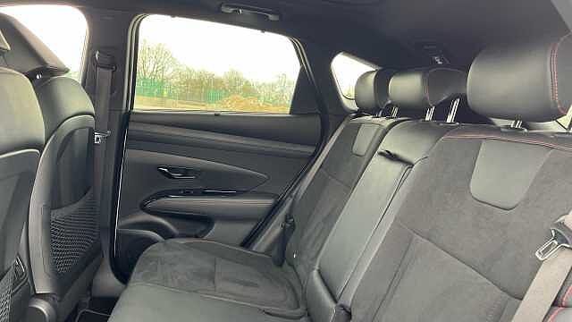 Hyundai TUCSON HYBRID 1.6T Hybrid HEV N Line S 5dr Auto White