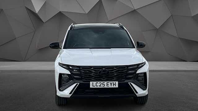 Hyundai TUCSON HYBRID 1.6T Hybrid HEV N Line S 5dr Auto White