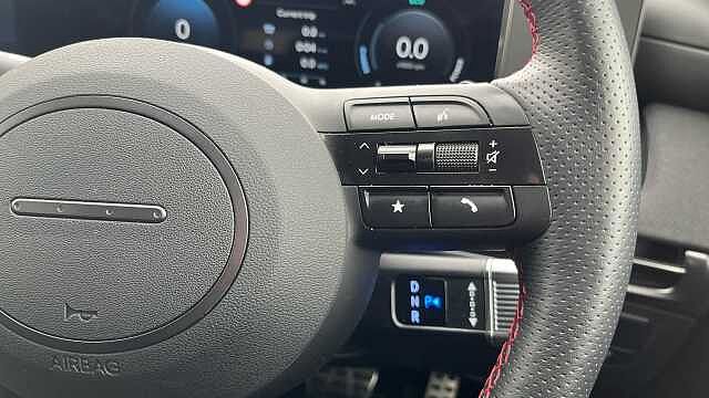 Hyundai TUCSON HYBRID 1.6T Hybrid HEV N Line S 5dr Auto White