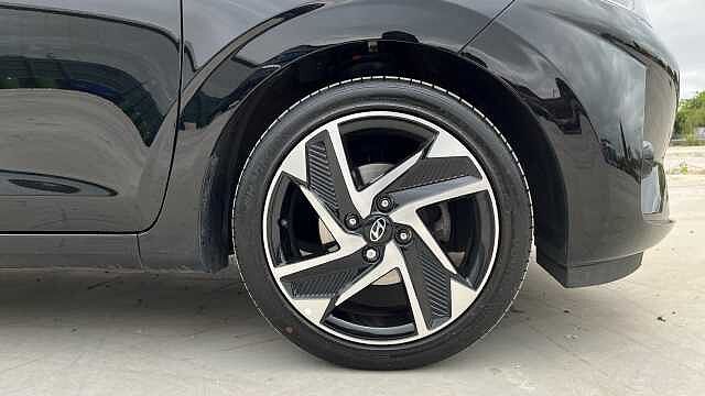 Hyundai I10 I10 PREMIUM 1.0 67PS AMT MY24 PHANTOM BLACK