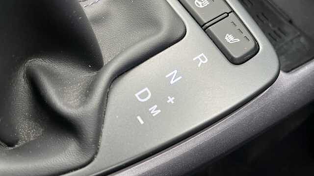 Hyundai I10 I10 PREMIUM 1.0 67PS AMT MY24 PHANTOM BLACK