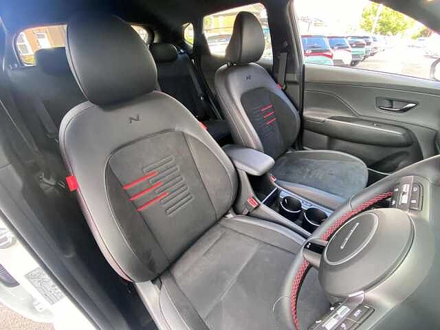 Hyundai KONA 1.6 h-GDi N Line S DCT Euro 6 (s/s) 5dr White