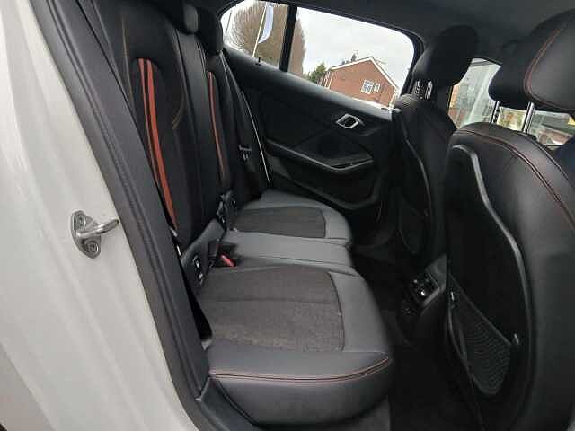 BMW 1 Series 1.5 116d Sport (LCP) DCT Euro 6 (s/s) 5dr