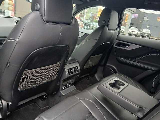 Jaguar F-PACE 2.0 D180 R-Sport Auto AWD Euro 6 (s/s) 5dr