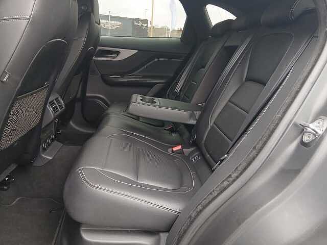Jaguar F-PACE 2.0 D180 R-Sport Auto AWD Euro 6 (s/s) 5dr